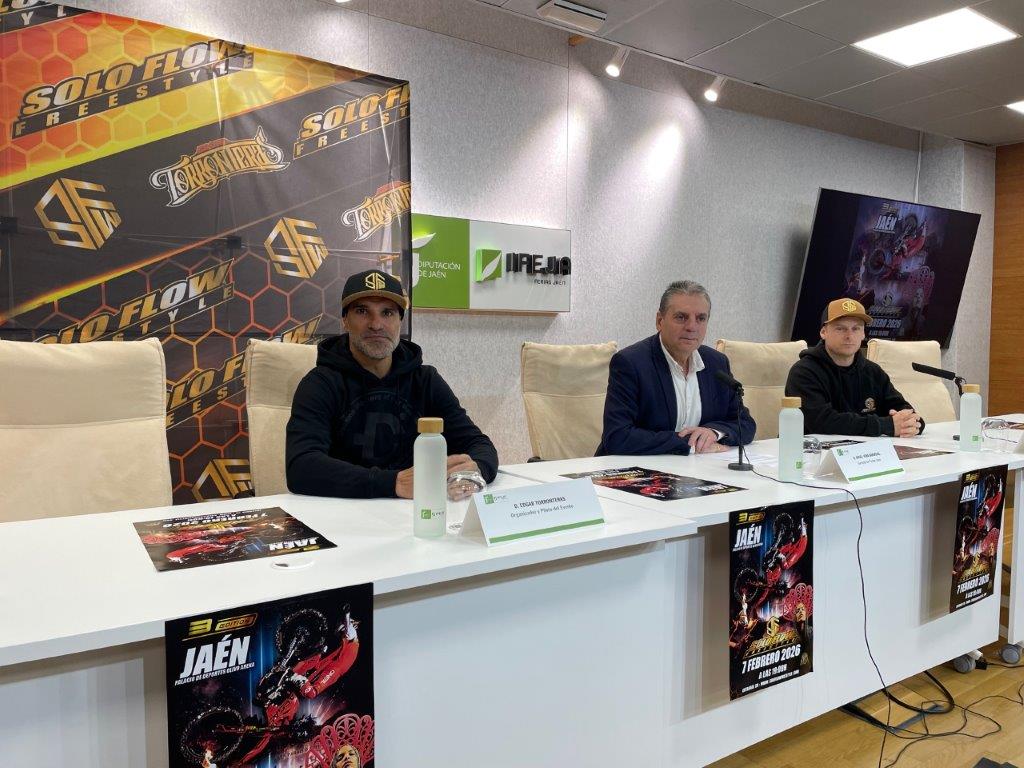 El Soloflow Freestyle de Edgar Torronteras vuelve al Olivo Arena con una novedad nunca vista: el salto en tándem